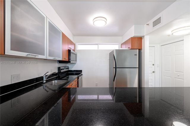 650 NE 64th St G510, Miami, FL 33138