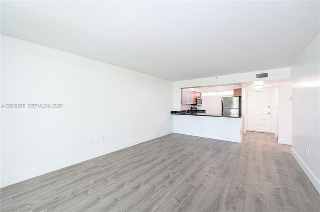 650 NE 64th St G510, Miami, FL 33138