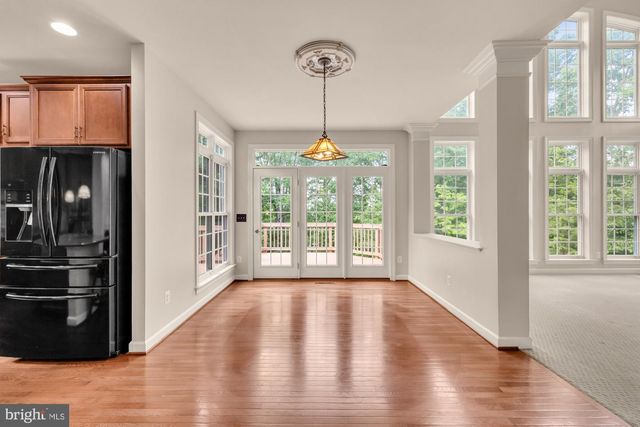 3232 LOST POND CT, Triangle, VA 22172