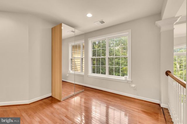 3232 LOST POND CT, Triangle, VA 22172