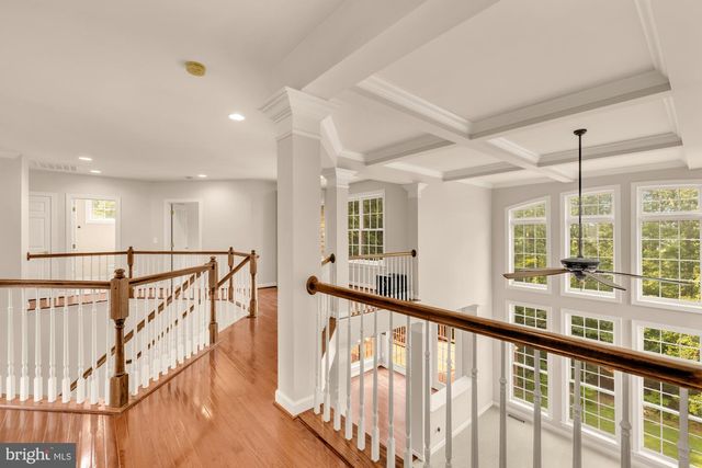 3232 LOST POND CT, Triangle, VA 22172
