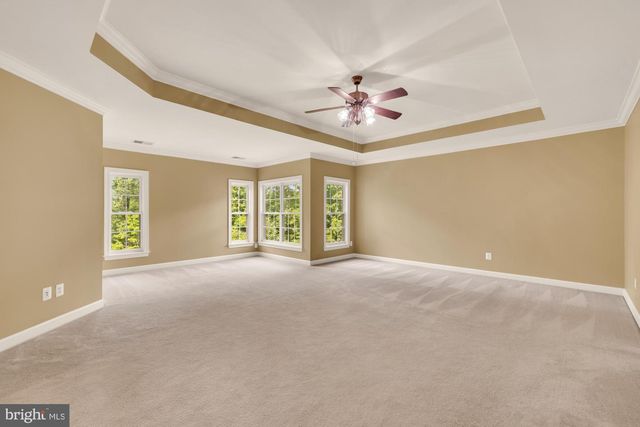 3232 LOST POND CT, Triangle, VA 22172