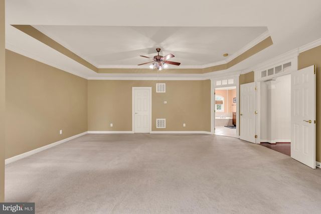 3232 LOST POND CT, Triangle, VA 22172
