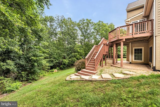 3232 LOST POND CT, Triangle, VA 22172