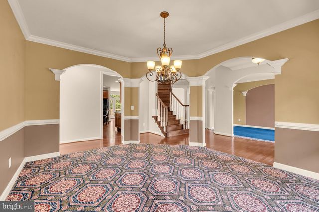 3232 LOST POND CT, Triangle, VA 22172
