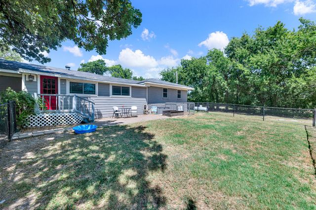 2403 State Highway 78 S, Farmersville, TX 75442
