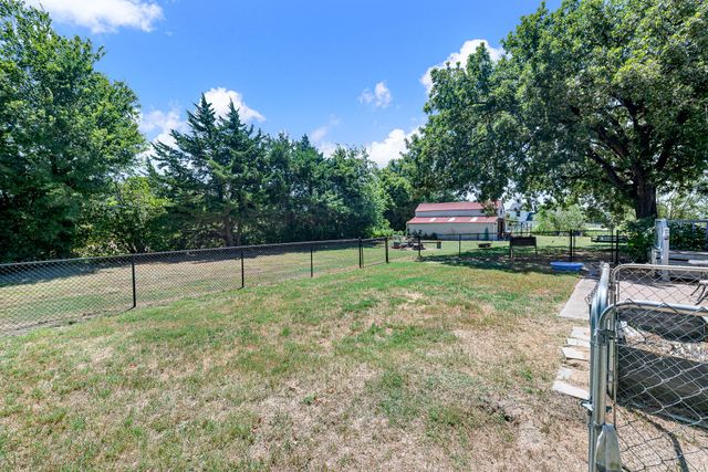 2403 State Highway 78 S, Farmersville, TX 75442