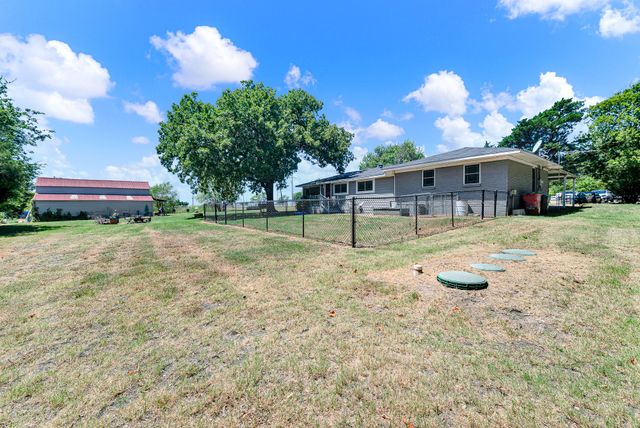 2403 State Highway 78 S, Farmersville, TX 75442