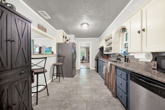 2403 State Highway 78 S, Farmersville, TX 75442