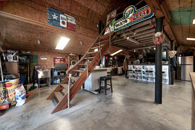 2403 State Highway 78 S, Farmersville, TX 75442