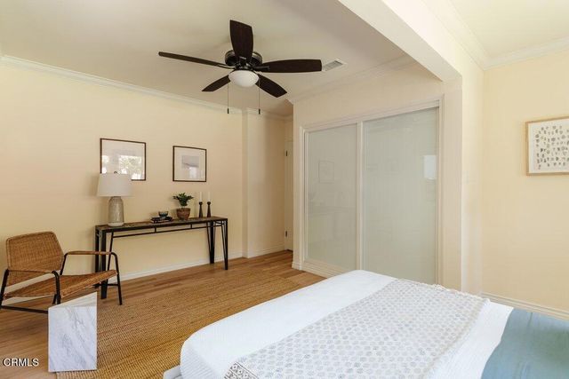 2061 N Roosevelt Avenue, Altadena, CA 91001