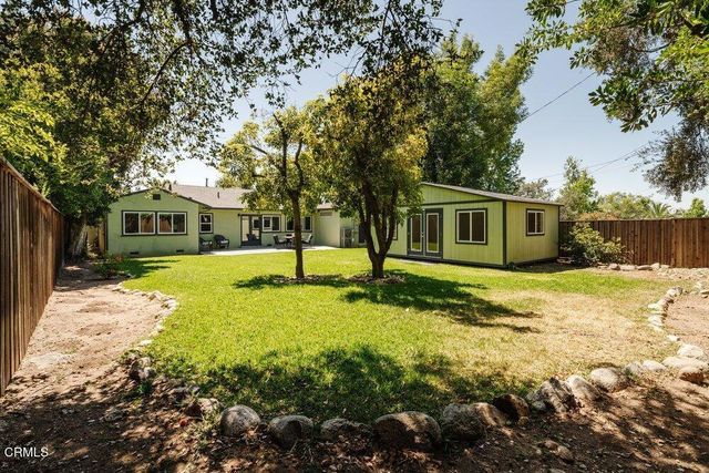 2061 N Roosevelt Avenue, Altadena, CA 91001