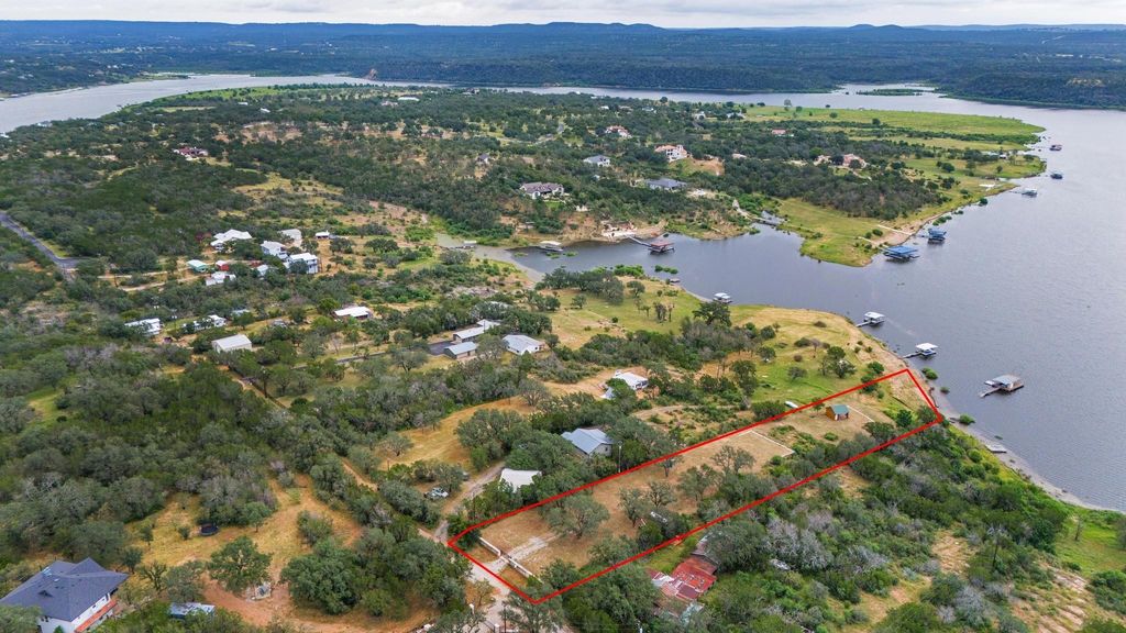 303 Lake View Drive, Spicewood, TX 78669