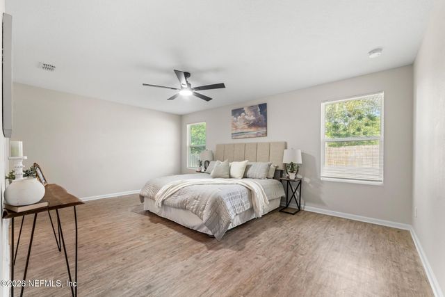 5529 NETTIE Road, Jacksonville, FL 32207