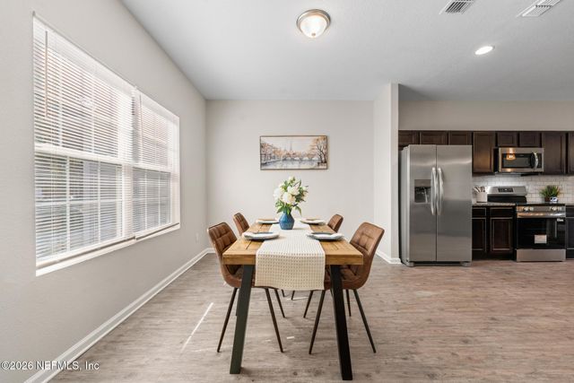 5529 NETTIE Road, Jacksonville, FL 32207