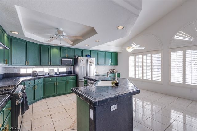 2673 Mallard Landing Avenue, Henderson, NV 89074