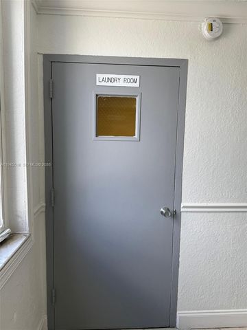 9001 SW 77th Ave C204, Miami, FL 33156