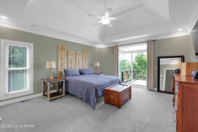 8004 Blacksmith Ct, Louisville, KY 40291