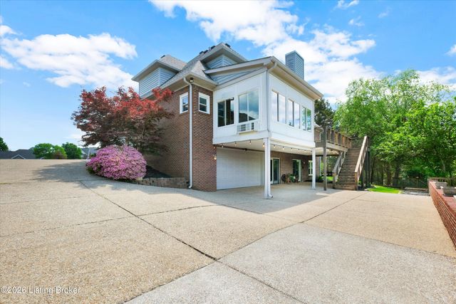 8004 Blacksmith Ct, Louisville, KY 40291