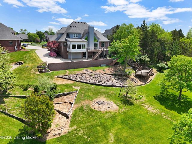 8004 Blacksmith Ct, Louisville, KY 40291