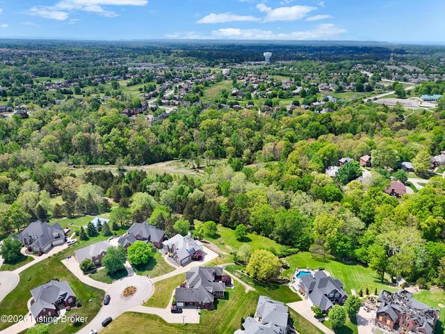 8004 Blacksmith Ct, Louisville, KY 40291