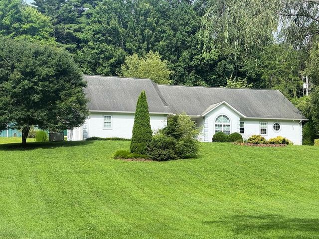 779 Barnett Road, Murphy, NC 28906