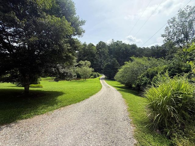 779 Barnett Road, Murphy, NC 28906