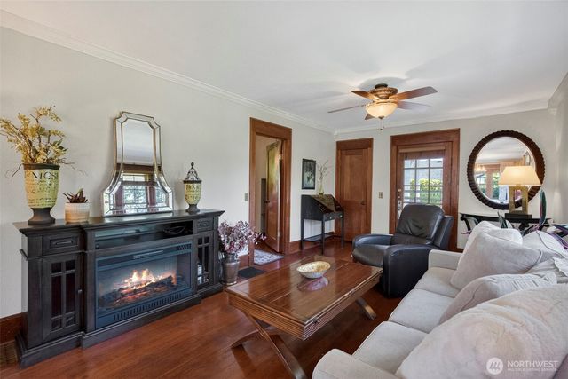 8029 60th Drive NE, Marysville, WA 98270