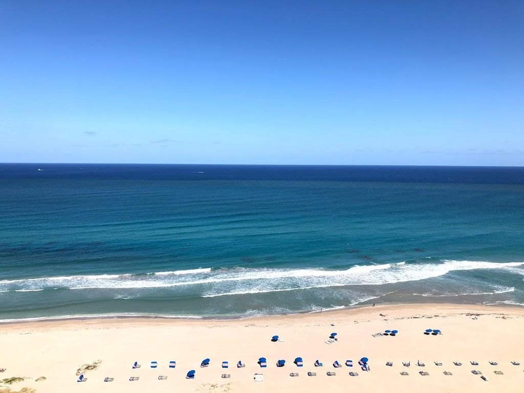 3000 N Ocean Drive 23 E, Singer Island, FL 33404