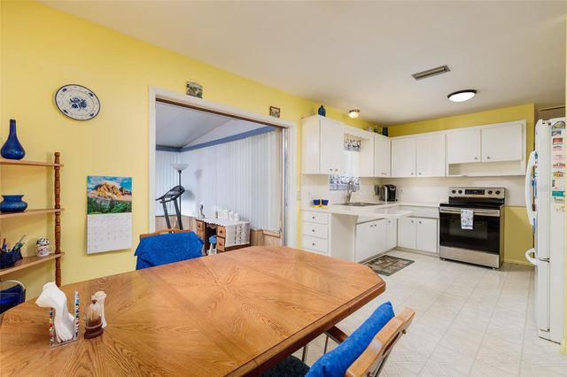 3700 56TH STREET N, St Petersburg, FL 33710