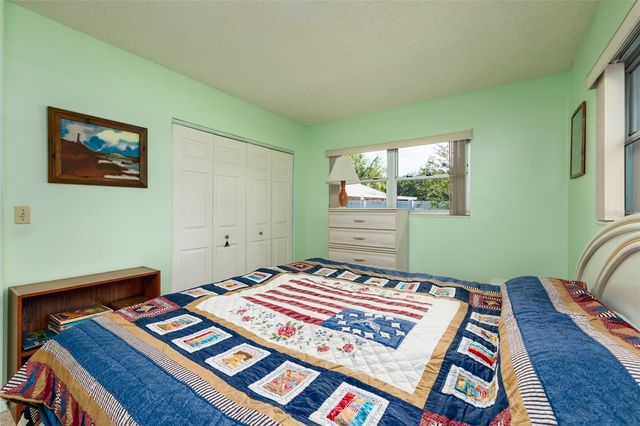 3700 56TH STREET N, St Petersburg, FL 33710