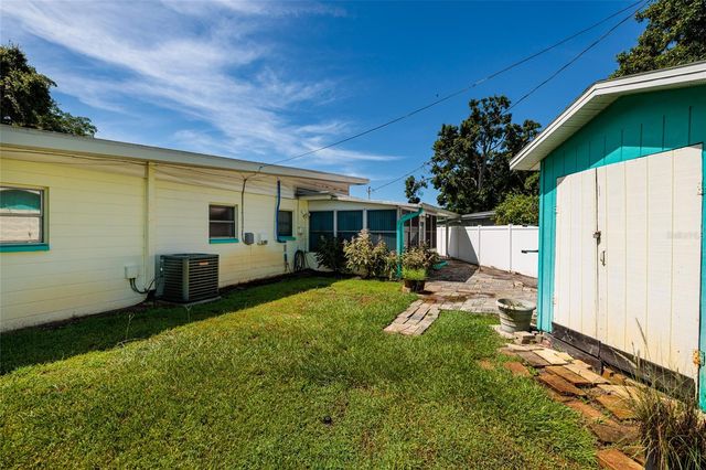 3700 56TH STREET N, St Petersburg, FL 33710