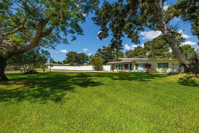 3700 56TH STREET N, St Petersburg, FL 33710