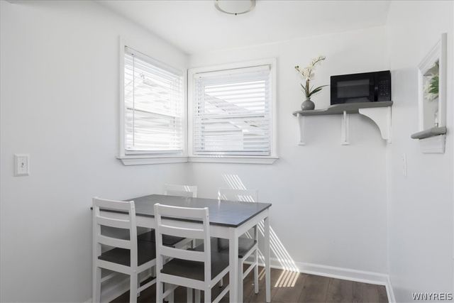 34 Lyndale Court, West Seneca, NY 14224