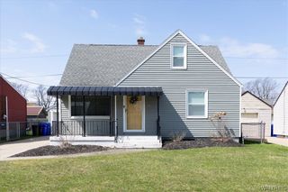 34 Lyndale Court, West Seneca, NY 14224