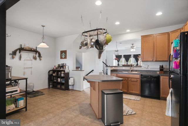8 DON QUIXOTE, Charles Town, WV 25414
