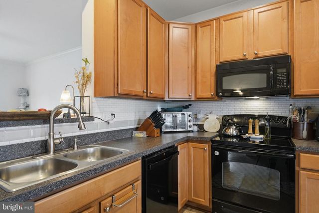 8 DON QUIXOTE, Charles Town, WV 25414