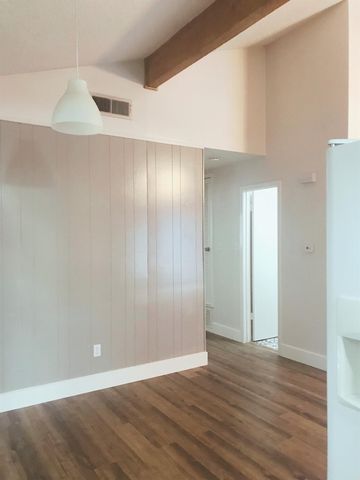 1415 Valleyridge DR A, Austin, TX 78704