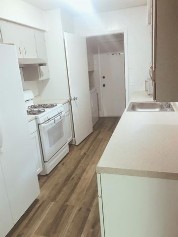 1415 Valleyridge DR A, Austin, TX 78704