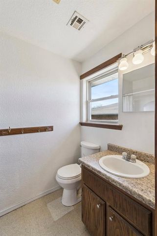 408 E Salter Street, Asher, OK 74826