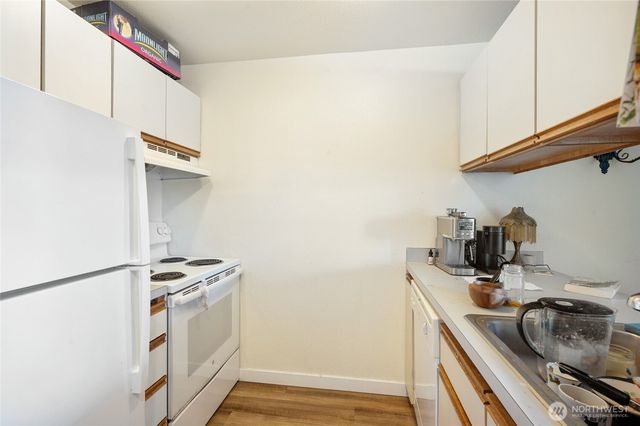 3425 14th Avenue W, Seattle, WA 98119