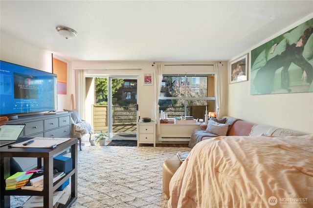 3425 14th Avenue W, Seattle, WA 98119