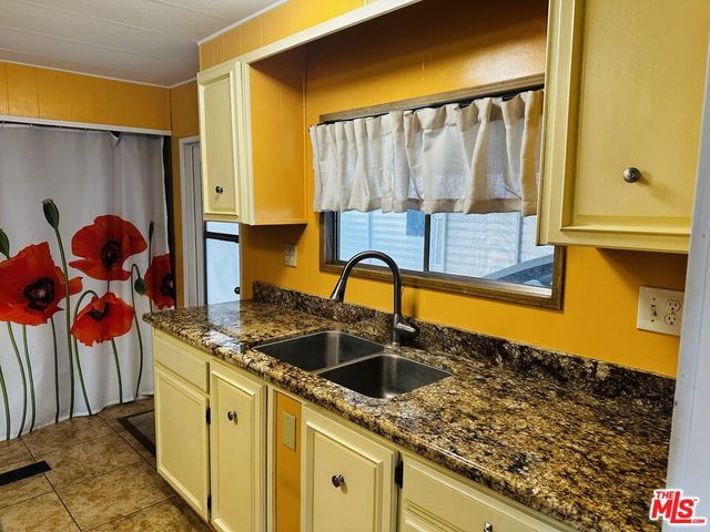 101 Santa Paula Street, Palm Springs, CA 92264