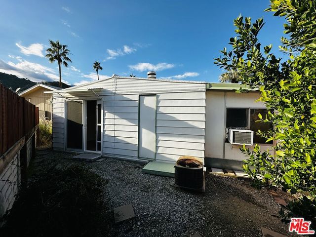 101 Santa Paula Street, Palm Springs, CA 92264