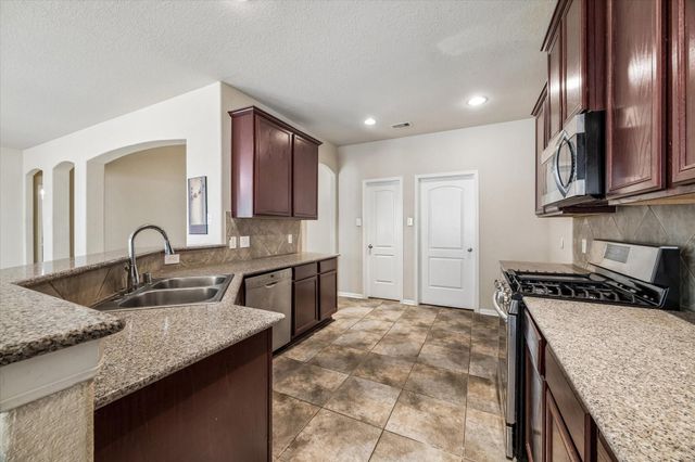 4118 Cascade Oaks Court, Houston, TX 77084