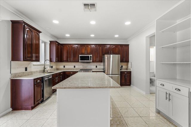 3332 WHISTLING TRAIL, St Cloud, FL 34772
