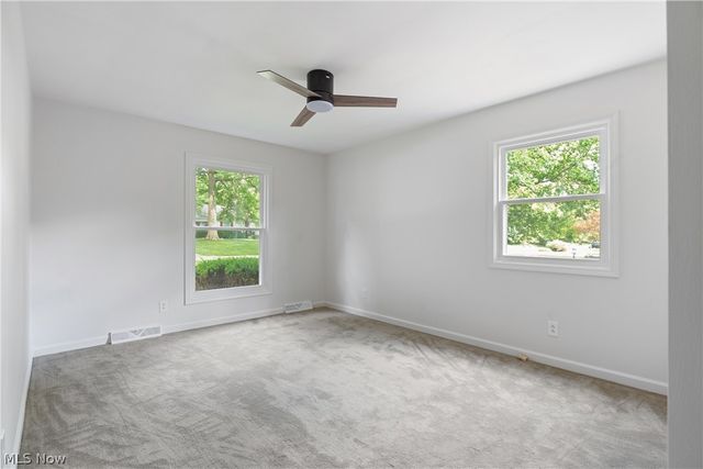 4126 Stratford Road, Youngstown, OH 44512