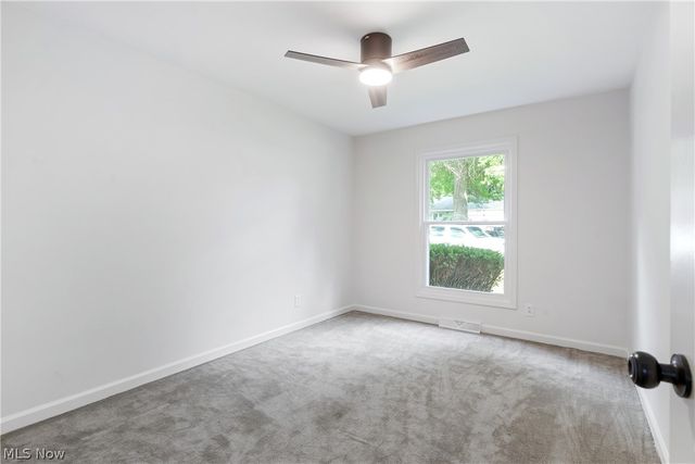 4126 Stratford Road, Youngstown, OH 44512