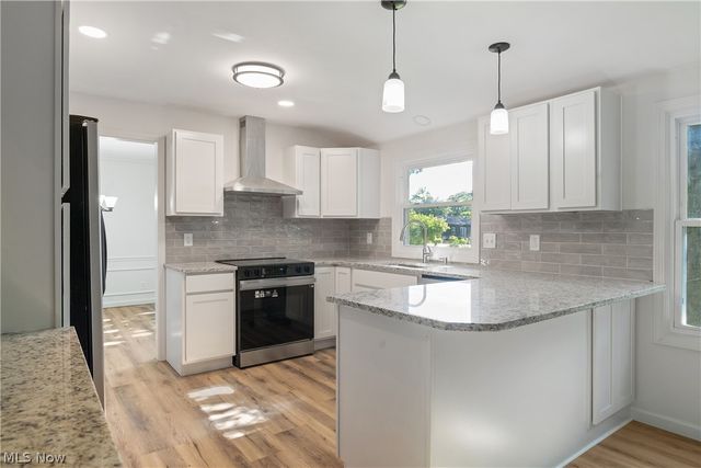 4126 Stratford Road, Youngstown, OH 44512