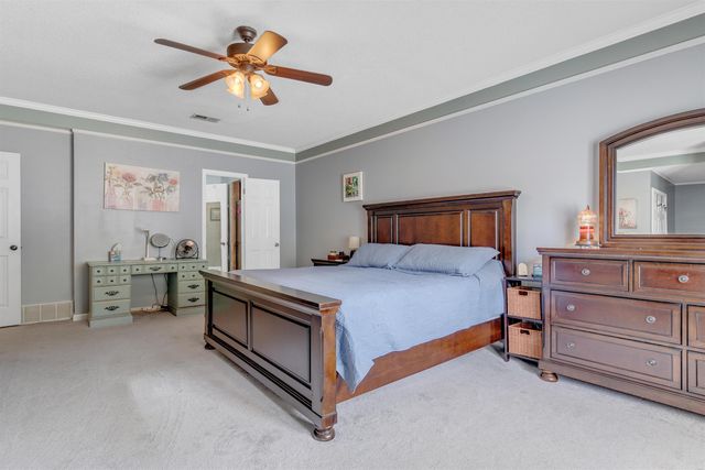 1561 CEDAR FARMS CV, Memphis, TN 38016